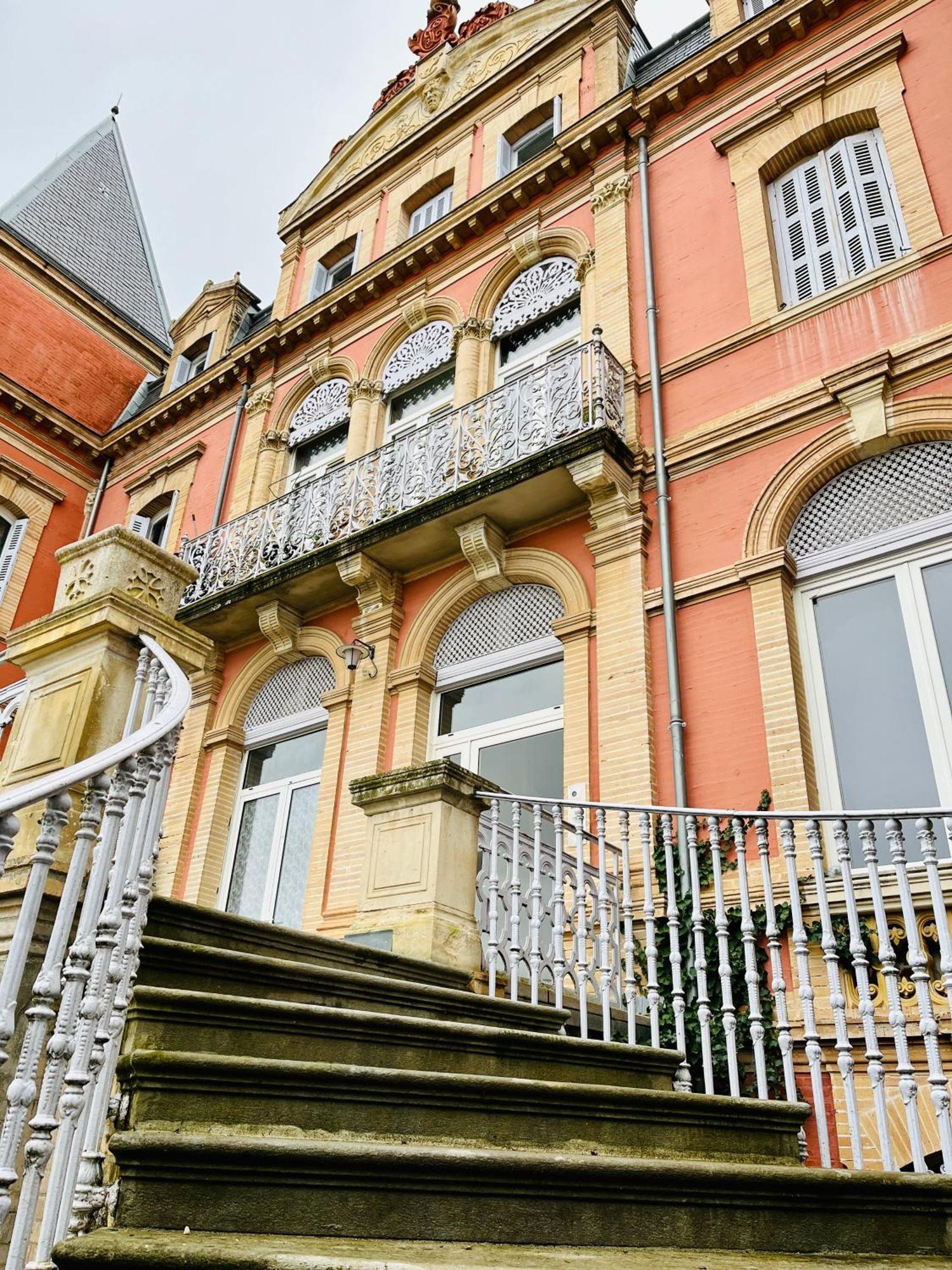 L'Antre Vue - Jacuzzi Au Chateau Belberaud Exteriör bild